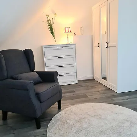 Louise Apartment *