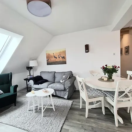 Louise Apartment